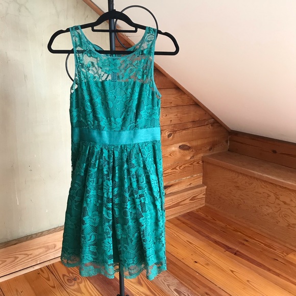 BB Dakota Green Lace Dress, EUC, S - Picture 3 of 16
